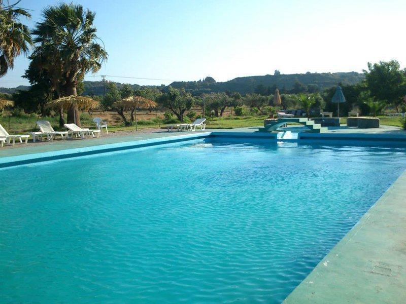 Paradeísion Rhodian Sun Hotel מראה חיצוני תמונה