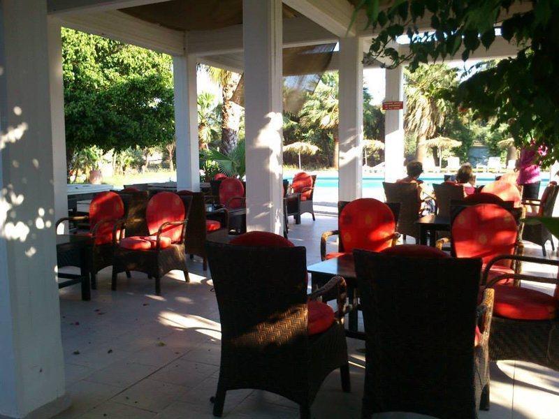 Paradeísion Rhodian Sun Hotel מראה חיצוני תמונה